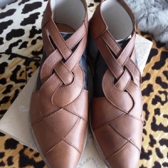 NWB Free People Pointed Leather Shoes Size 37 - Picture 2 of 4